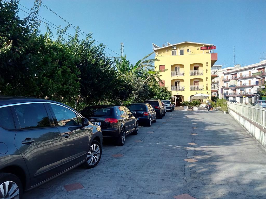Hotel Eliseo Giardini Naxos Exterior foto